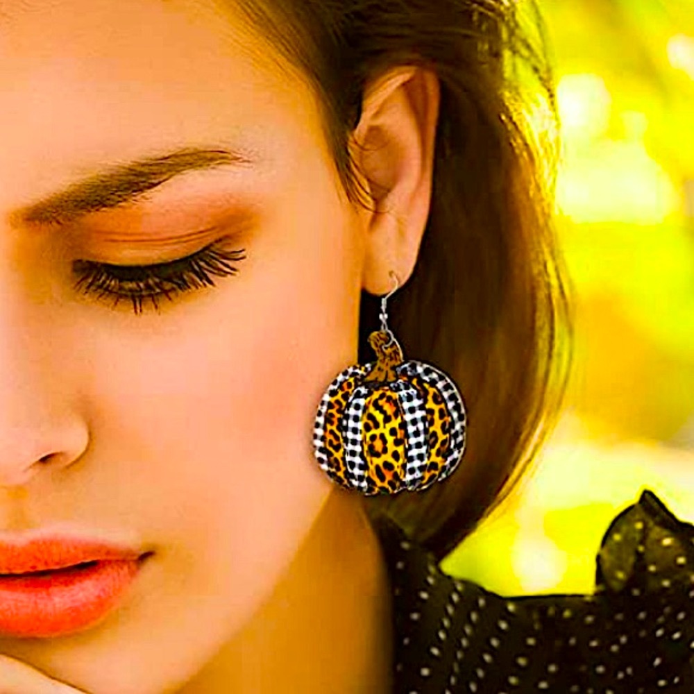 🎃 Pumkin Leopard Earrings Farmhouse